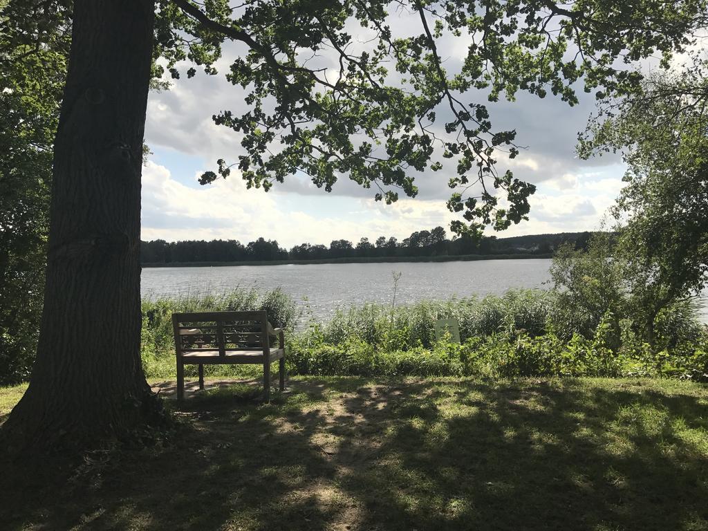 Hotel Karl'S Burg Kölpinsee Esterno foto